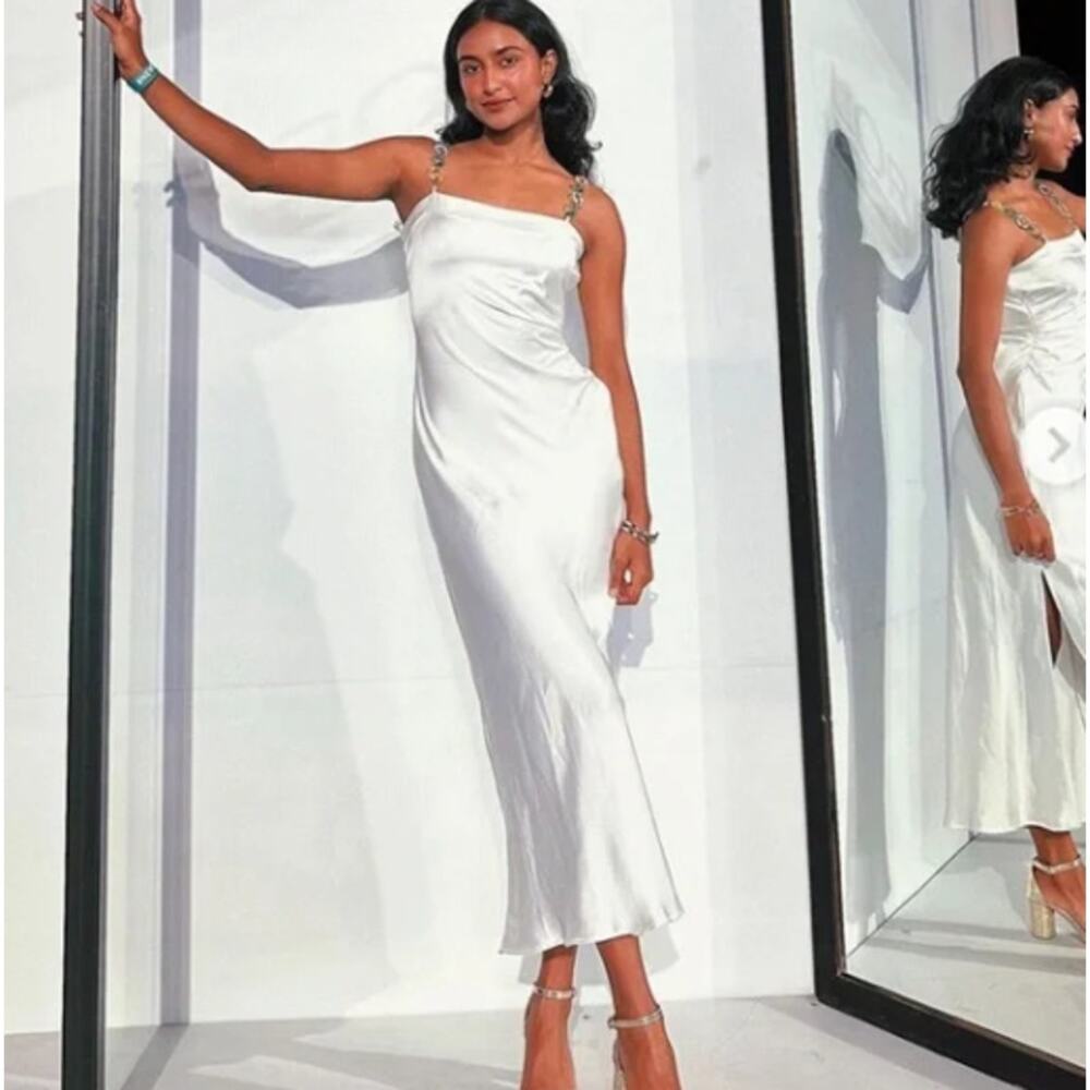 Zara White Satin Effect Spaghetti Strap Maxi / Midi Dress with Slit Size Small - Picture 10 of 11